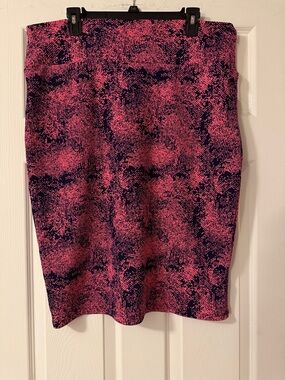 LuLaRoe Hot Pink and Navy Abstract Pencil Skirt